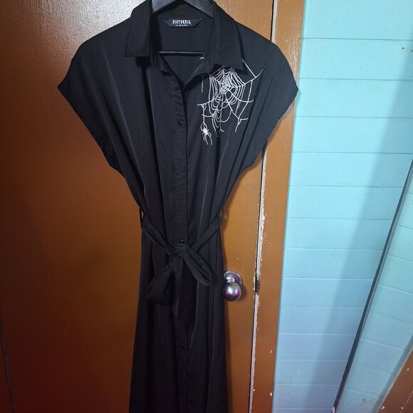 Disturbia Widow Relaxed Midi Shirt Dress with Web Embroidery - Picture 10 of 12